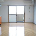 洋室10帖(寝室)